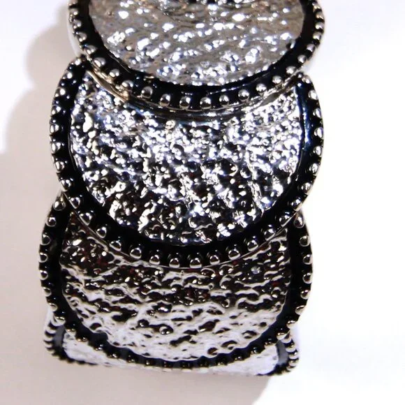 NWT Erica Lyons Silver Tone Strech Bracelet - Picture 4 of 8